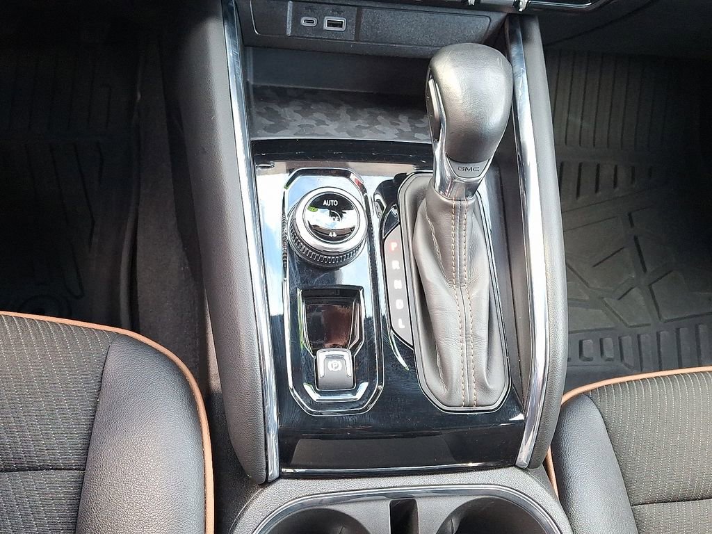 Used 2024 GMC Canyon AT4 AWD/4WD image 22