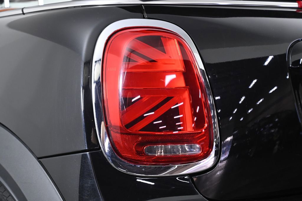 Used 2022 MINI Cooper S image 7