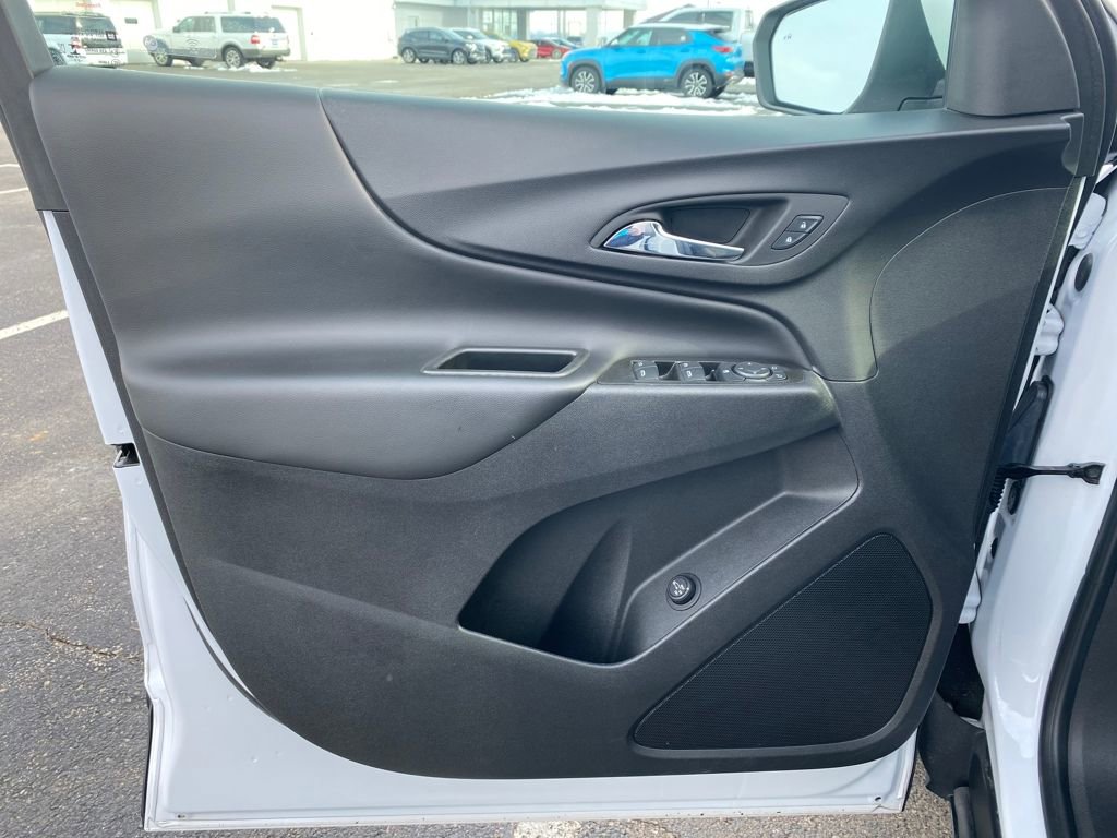 Used 2022 Chevrolet Equinox LT image 19