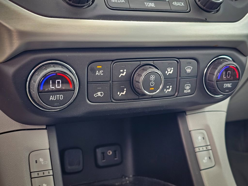 Used 2019 GMC Acadia SLT AWD/4WD image 26