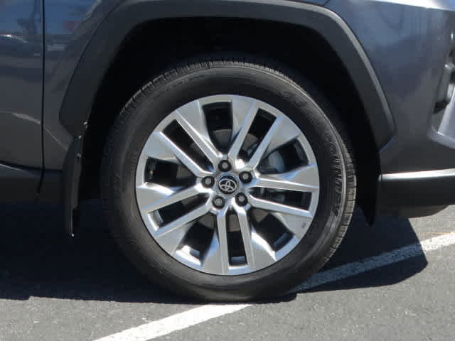 Used 2024 Toyota RAV4 XLE Premium w/ Weather Package image 8