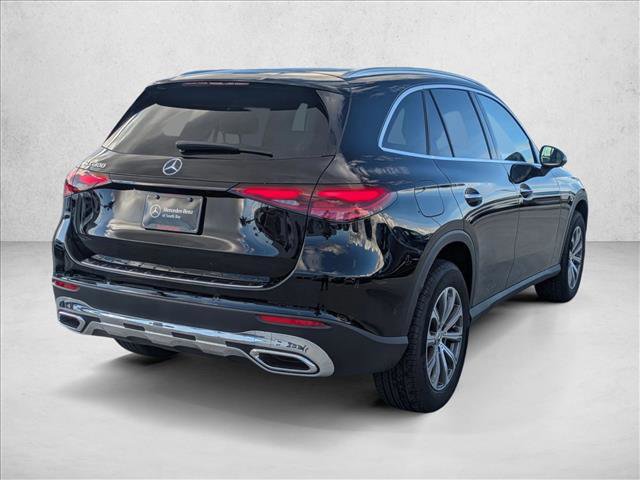 New 2026 Mercedes-Benz GLC 300 image 2