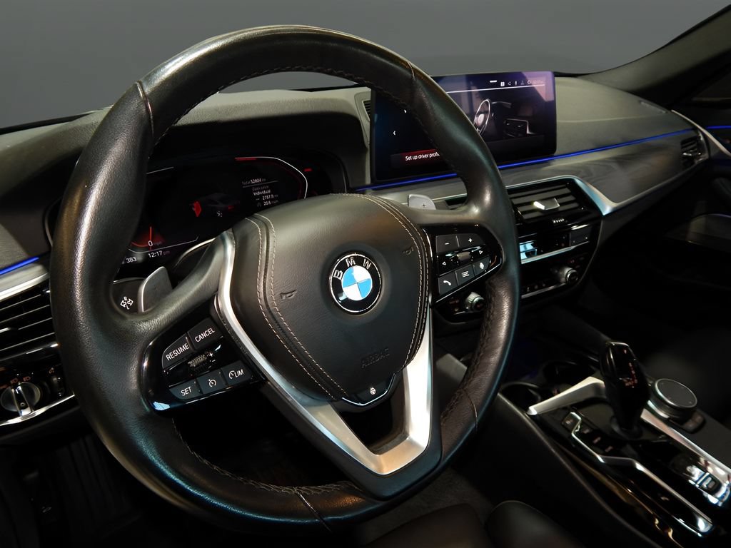 Used 2022 BMW 540i xDrive w/ M Sport Package AWD/4WD image 11