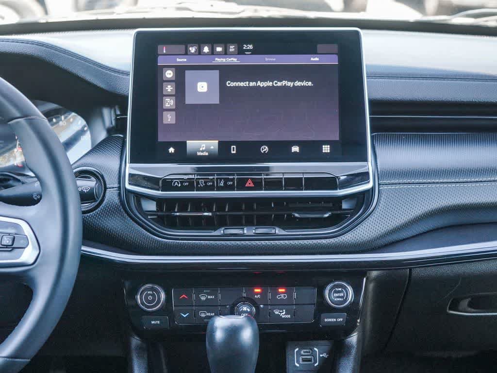 Certified 2023 Jeep Compass Latitude AWD/4WD image 12