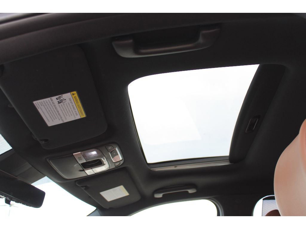 Used 2023 Kia Telluride SX image 10