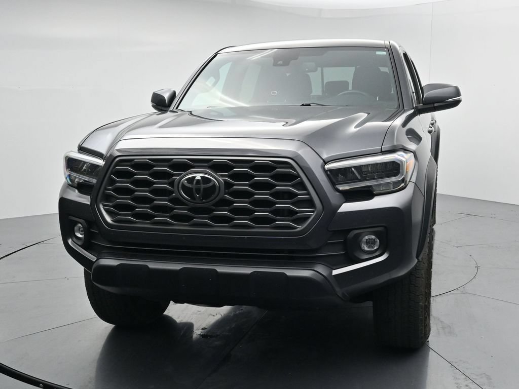 Used 2023 Toyota Tacoma TRD Off-Road AWD/4WD image 3
