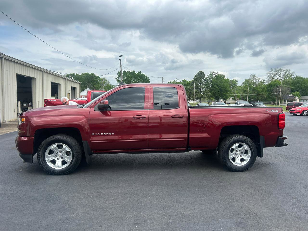 Used 2016 Chevrolet Silverado 1500 LT w/ All Star Edition image 8