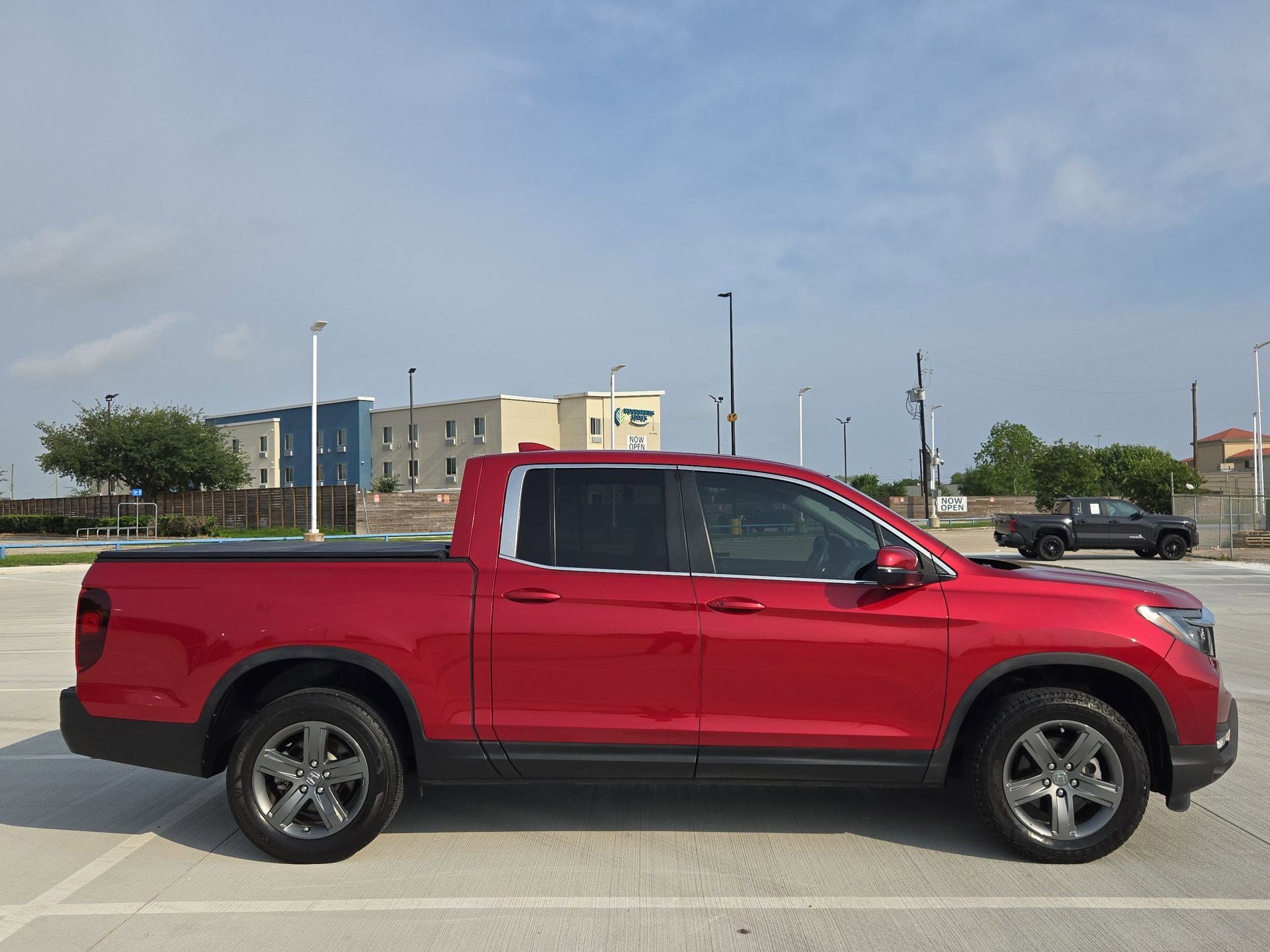 Used 2023 Honda Ridgeline RTL image 2