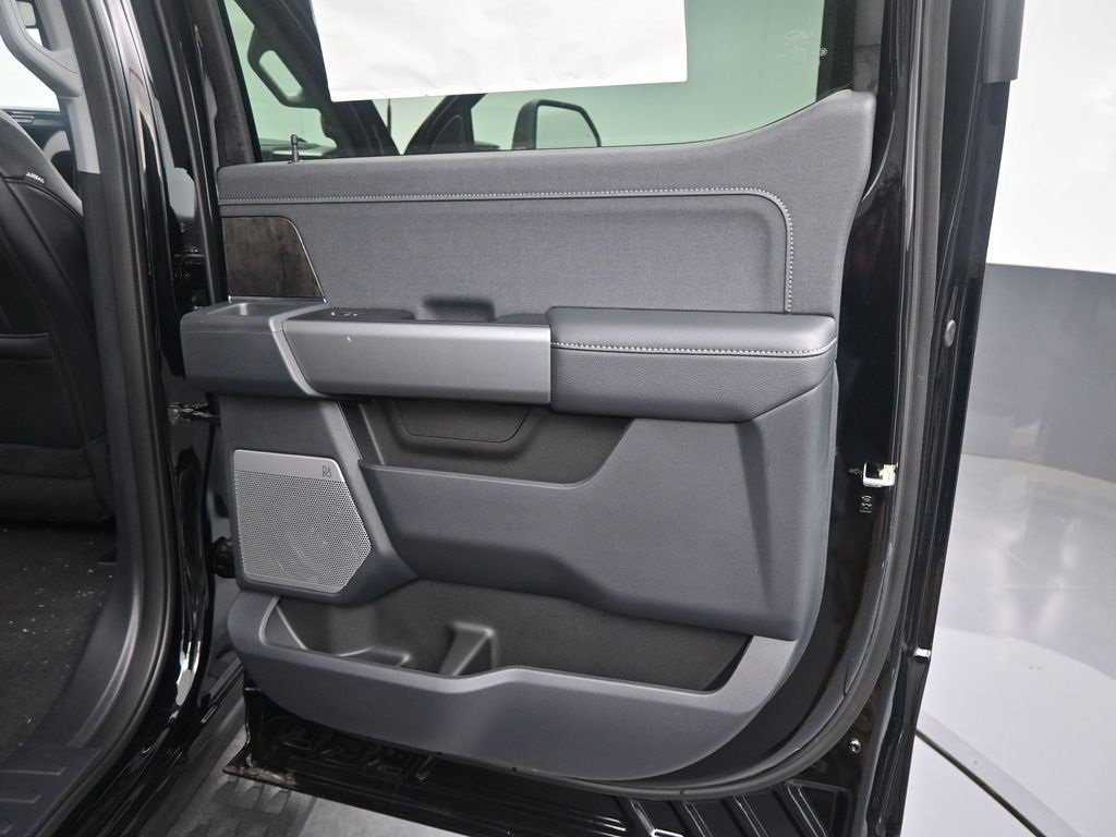 New 2026 Ford F250 Lariat w/ Tremor Off-Road Package image 13