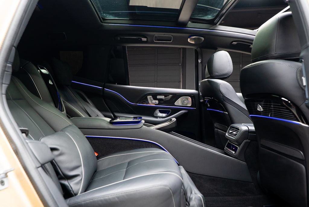 Used 2023 Mercedes-Benz Maybach GLS 600 4MATIC image 61