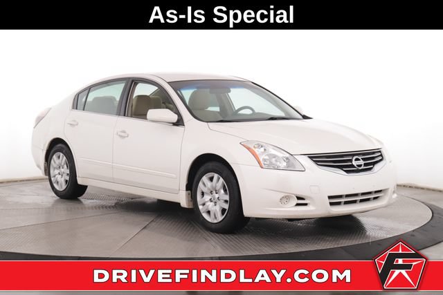 Used 2010 Nissan Altima 2.5 S FWD image 1