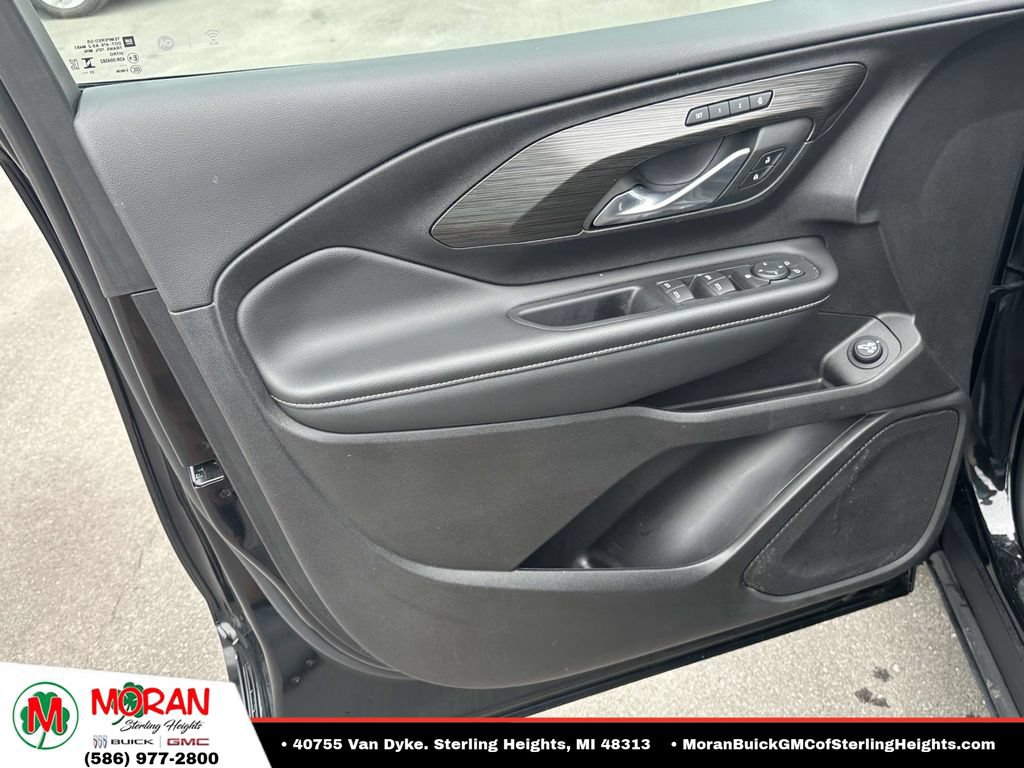 Certified 2024 GMC Terrain SLT FWD image 16