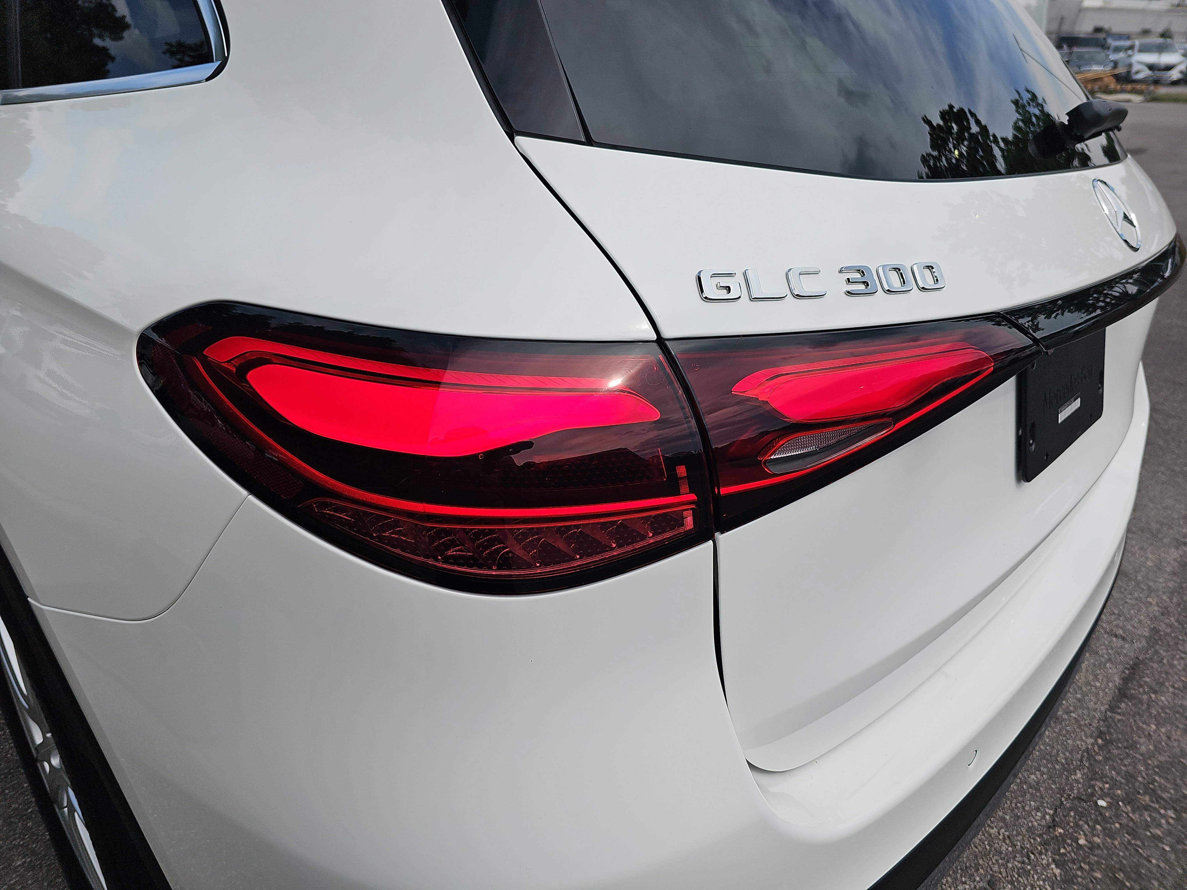 Used 2026 Mercedes-Benz GLC 300 4MATIC image 36