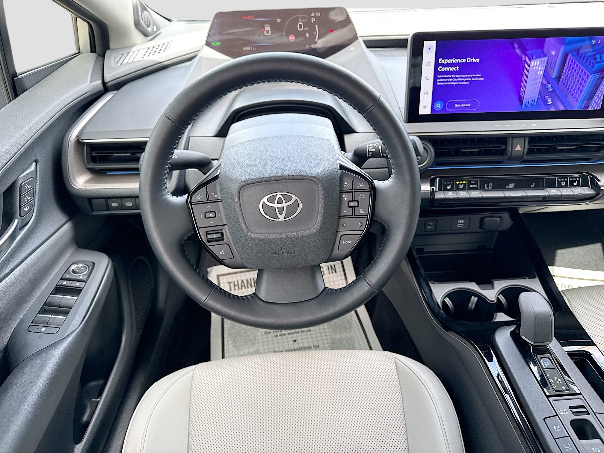 Used 2024 Toyota Prius Limited FWD image 17