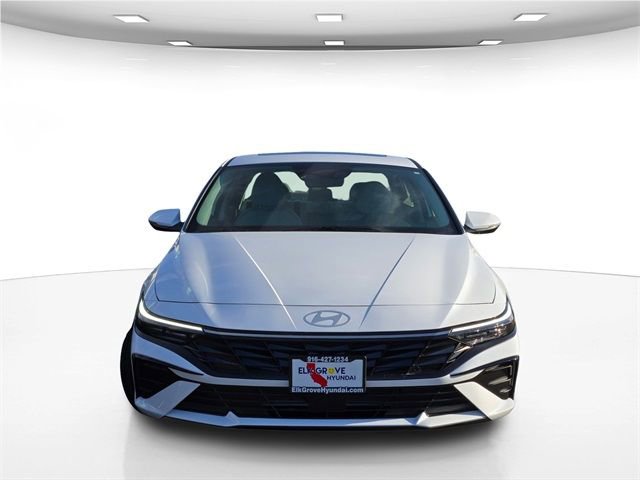 New 2025 Hyundai Elantra Limited image 5