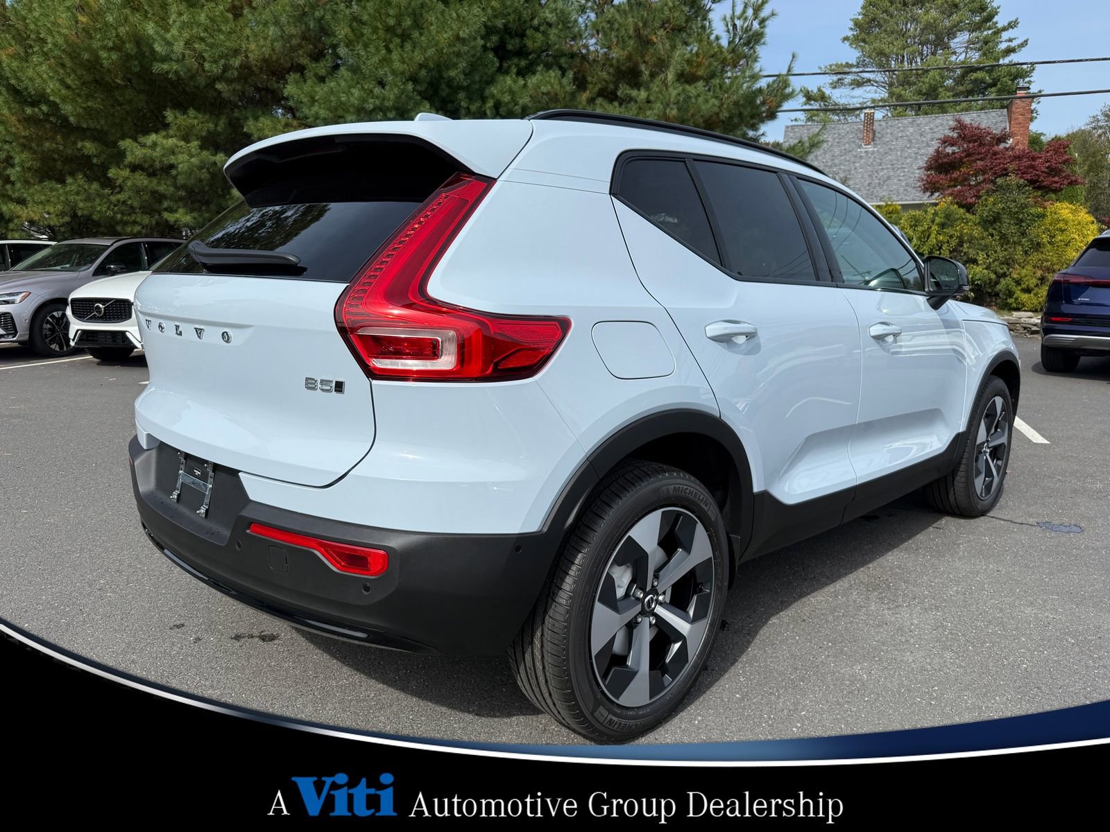 Used 2026 Volvo XC40 B5 Plus w/ Protection Package Premier image 8