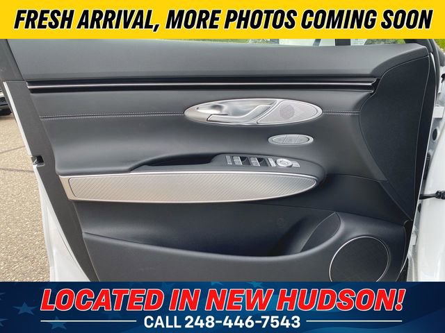 Used 2025 Genesis GV70 3.5T Sport AWD/4WD image 23