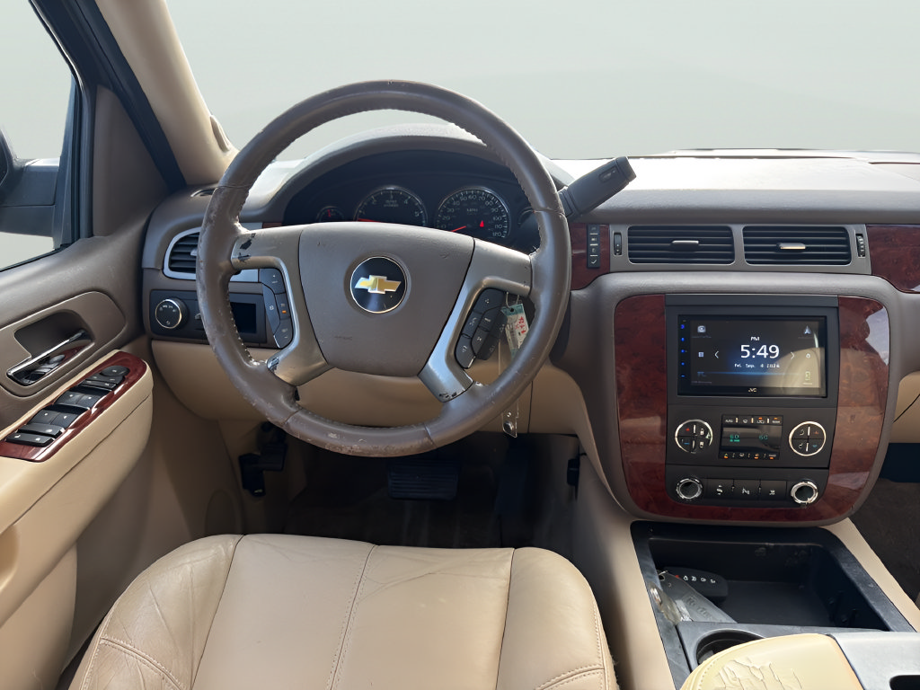 Used 2011 Chevrolet Tahoe LT w/ Texas Edition RWD image 27
