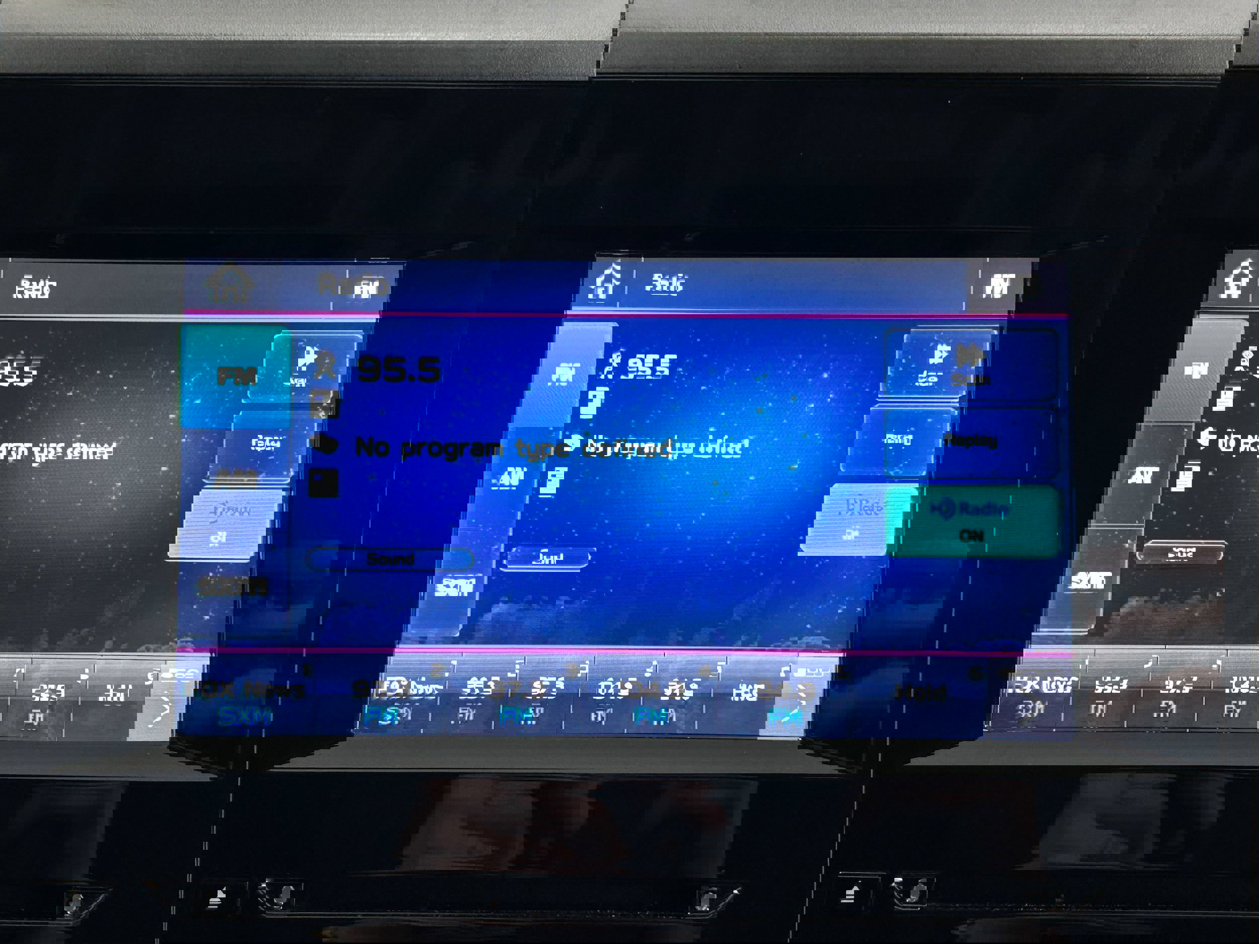 Used 2021 Subaru Crosstrek 2.0i Premium image 5