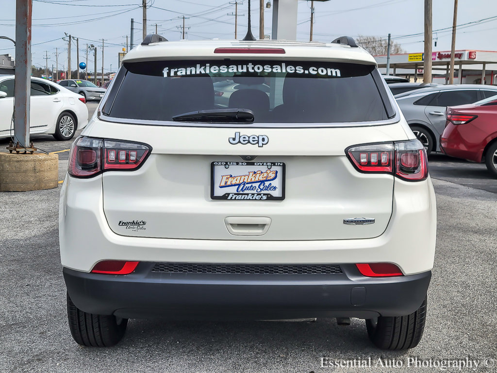 Used 2021 Jeep Compass Latitude image 4