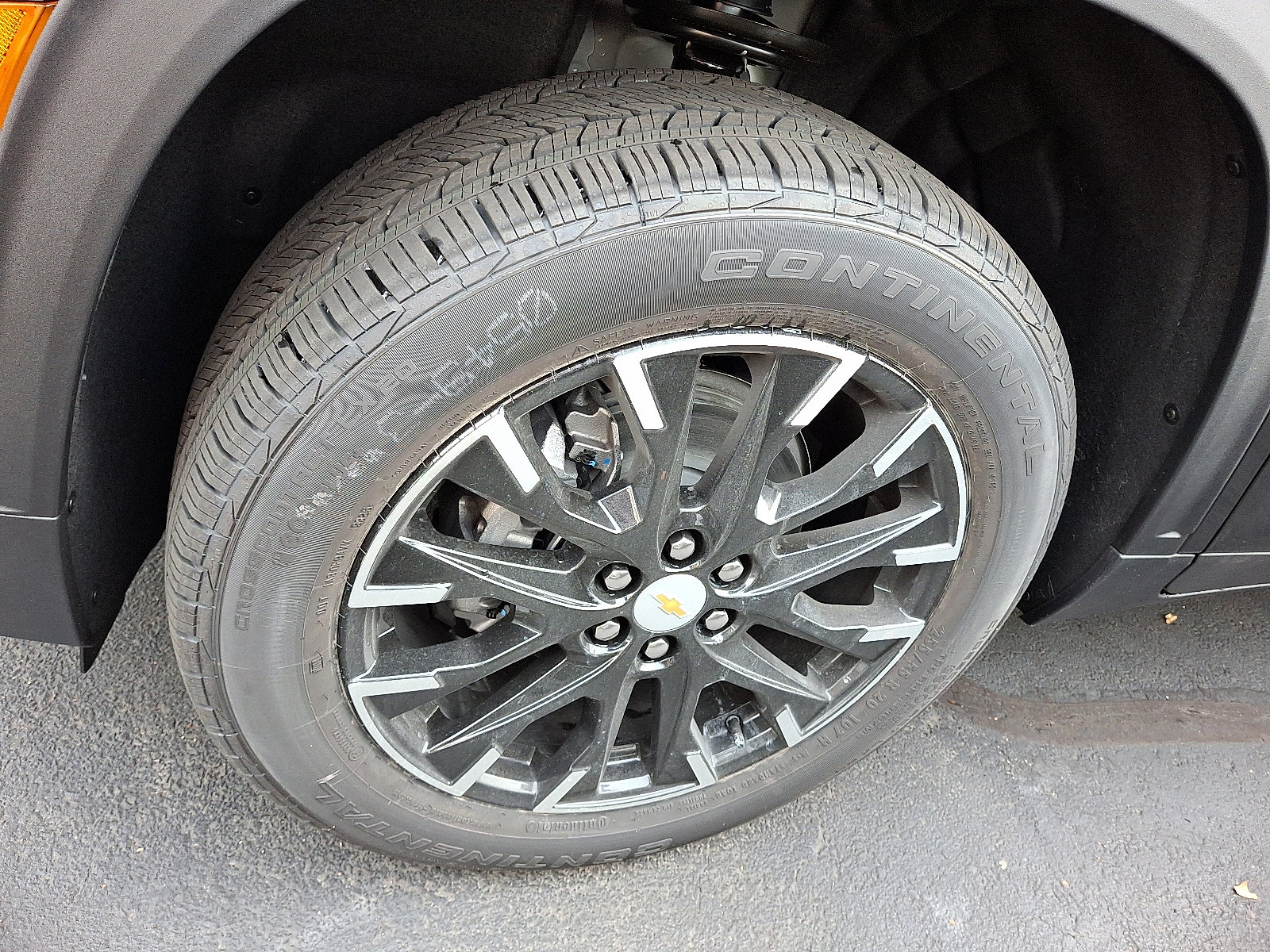 New 2026 Chevrolet Traverse LT w/ Sun and Wheel Package image 5