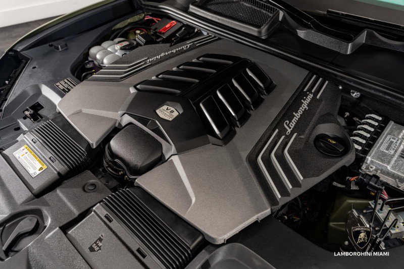 Used 2024 Lamborghini Urus Performante image 12