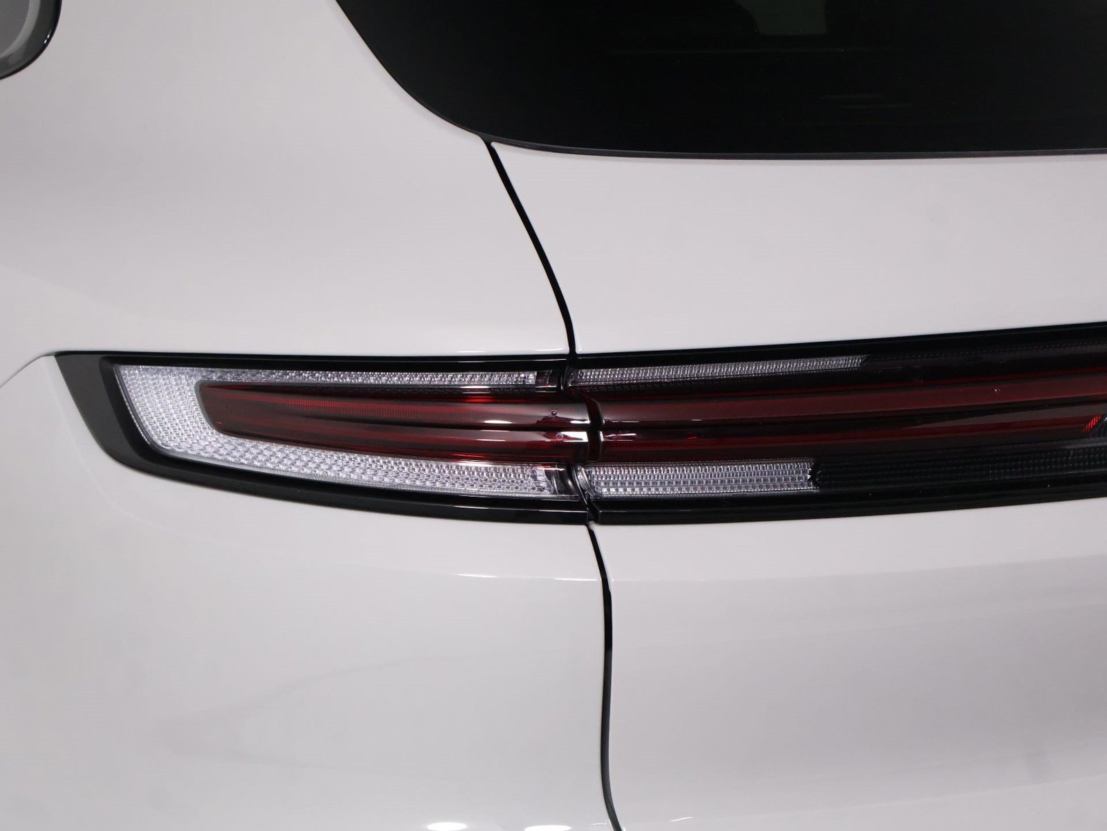New 2026 Porsche Cayenne AWD/4WD image 21