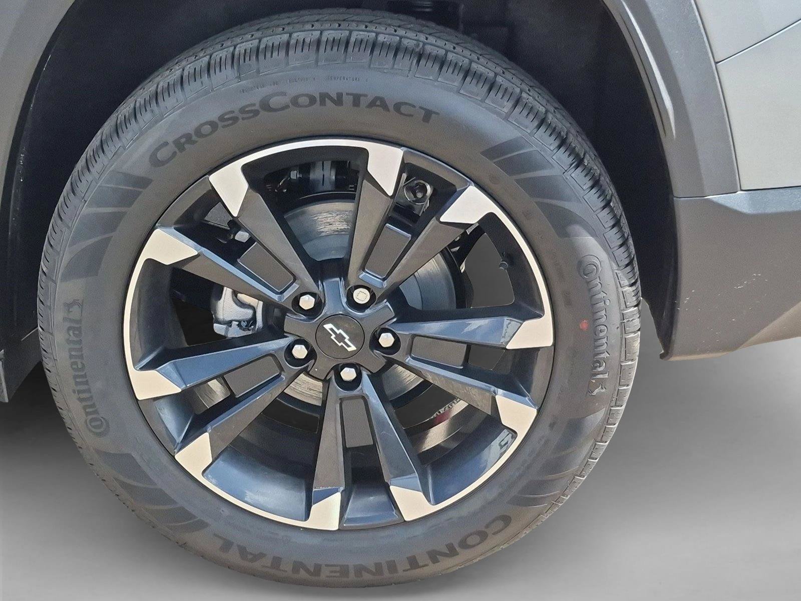 New 2027 Chevrolet Equinox RS w/ Safety and Technology Package FWD image 10