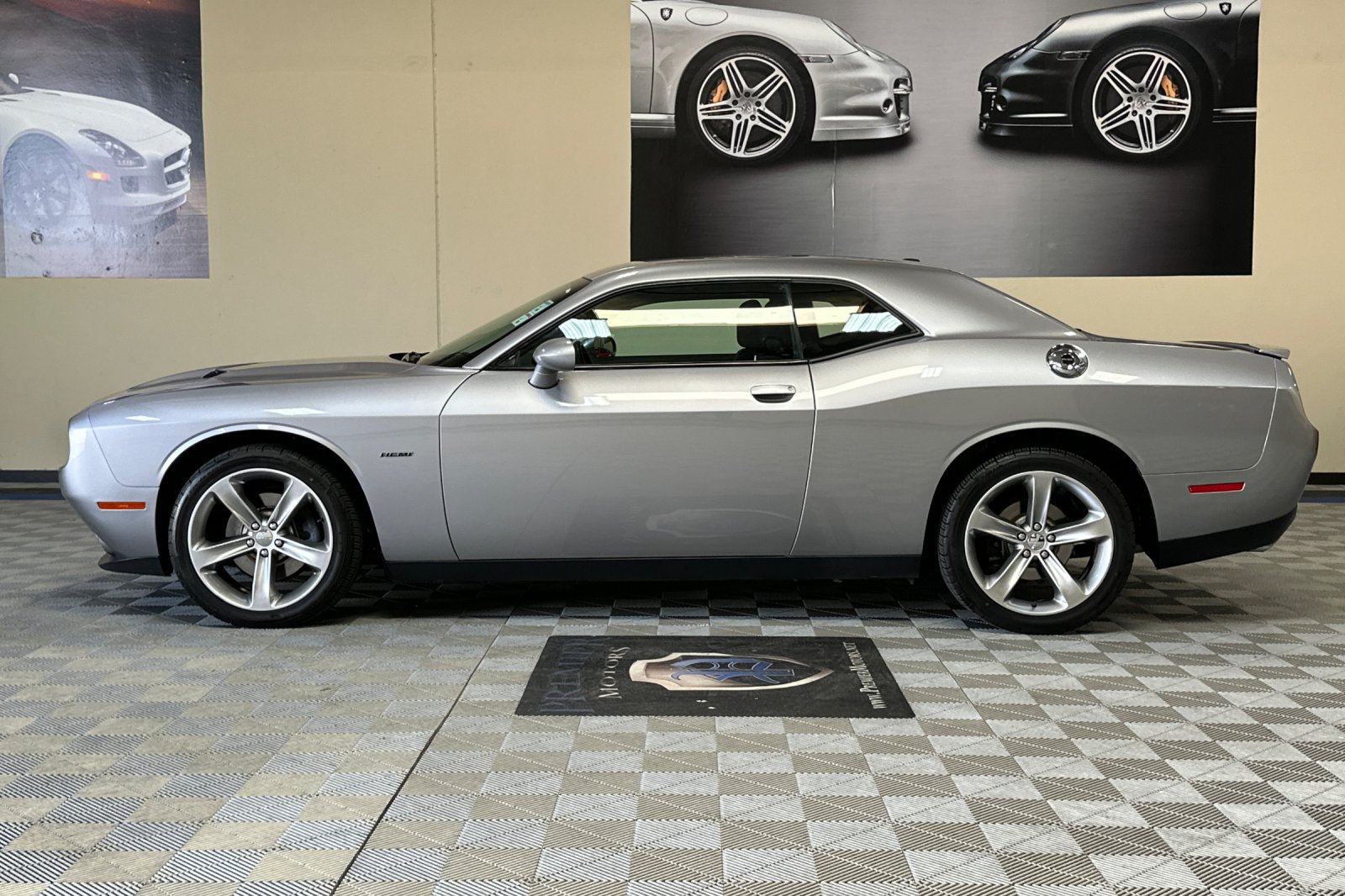 Used 2015 Dodge Challenger R/T w/ Quick Order Package 28B R/T RWD image 7