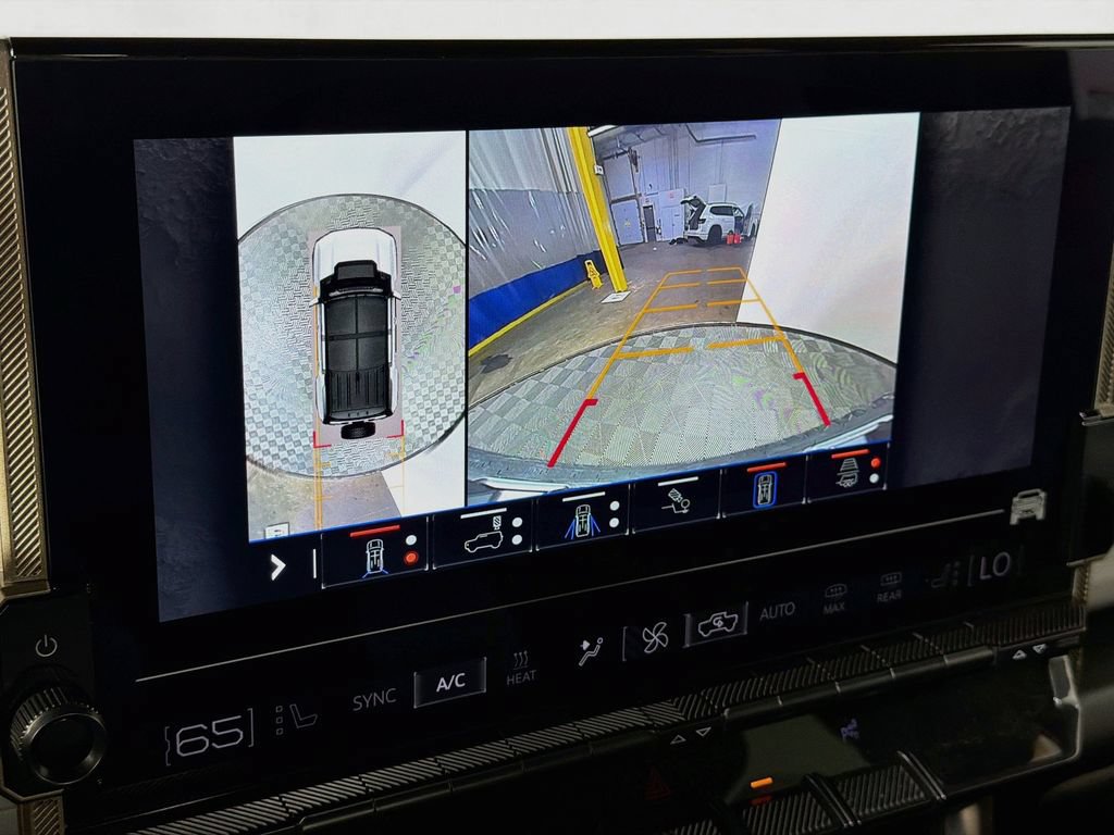 Used 2025 GMC Hummer EV 3X AWD/4WD image 14