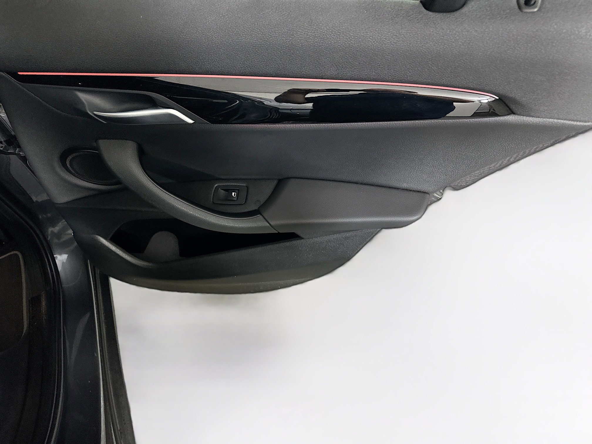 Used 2019 BMW X2 sDrive28i w/ Convenience Package image 30