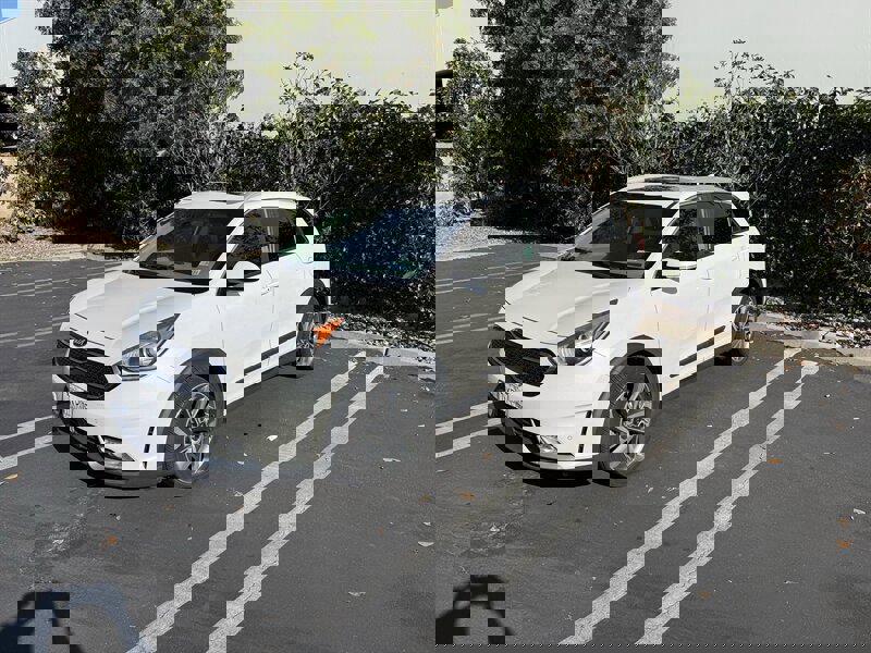 Used 2017 Kia Niro Touring w/ Advanced Technology Package image 1