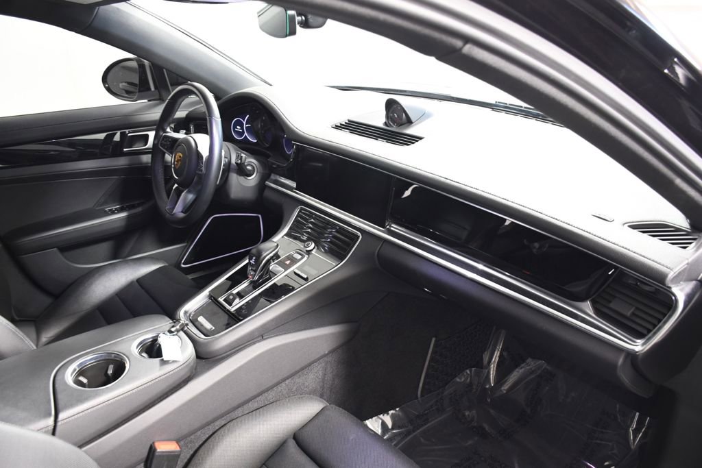 Used 2020 Porsche Panamera 4S AWD/4WD image 19