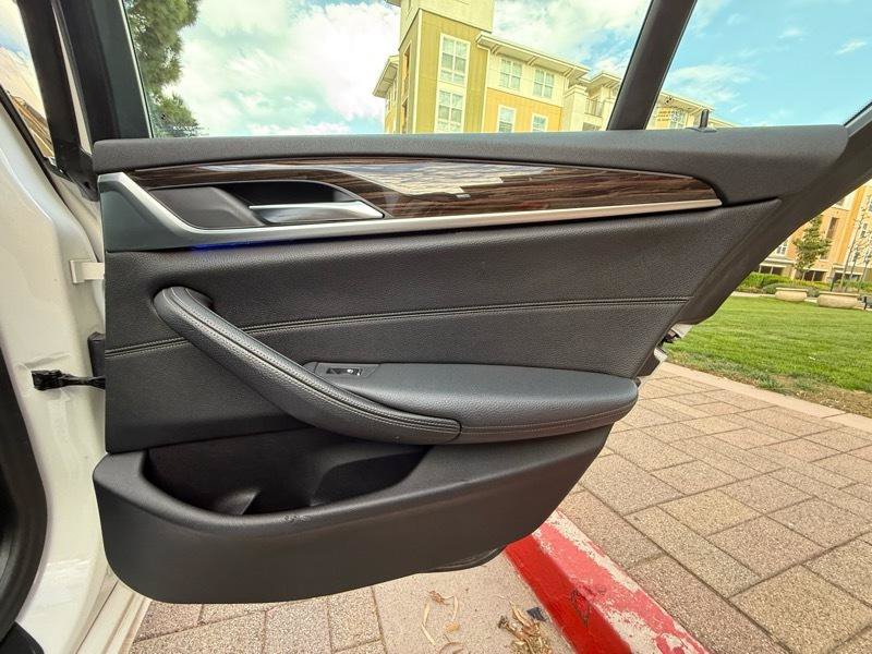 Used 2020 BMW 530i w/ Convenience Package RWD image 55