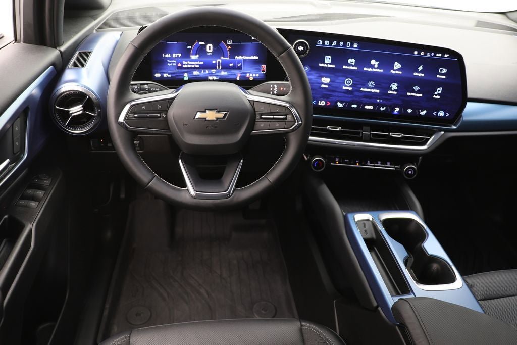 Used 2024 Chevrolet Equinox EV LT AWD/4WD image 13