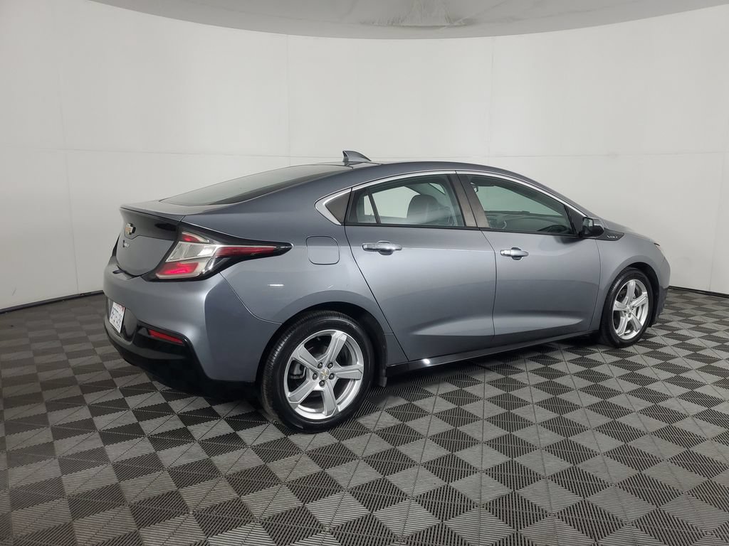 Used 2018 Chevrolet Volt LT w/ Comfort Package FWD image 5