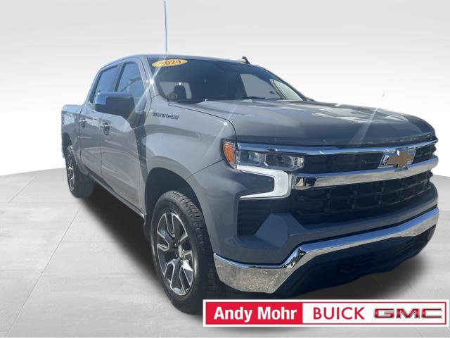 Used 2024 Chevrolet Silverado 1500 LT AWD/4WD image 2