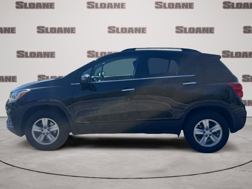 Used 2019 Chevrolet Trax LT w/ LT Convenience Package image 2