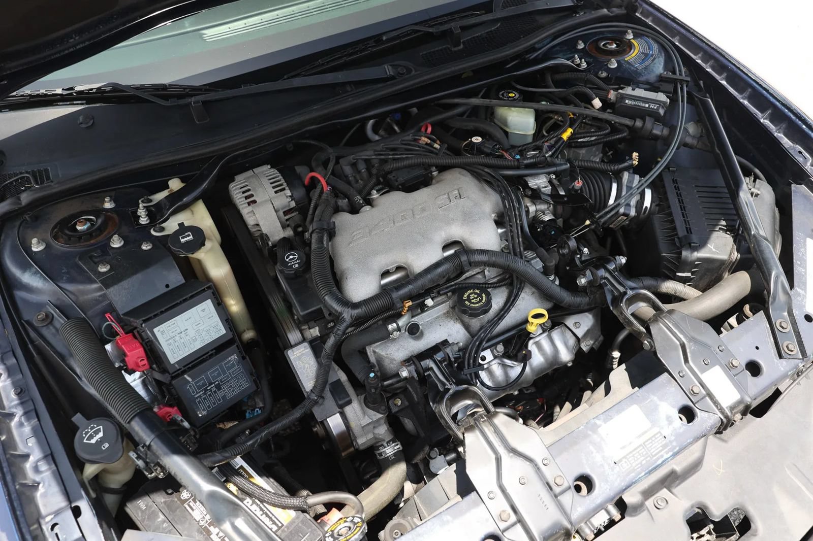 Used 2002 Chevrolet Monte Carlo LS w/ Preferred Equipment Group 1 FWD image 44