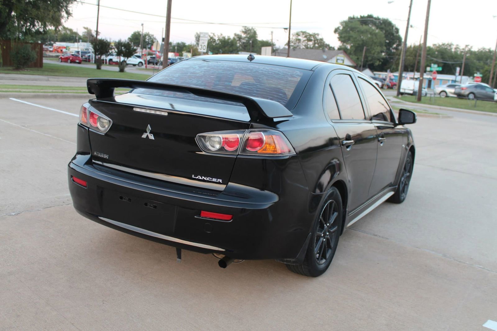 Used 2016 Mitsubishi Lancer ES image 10