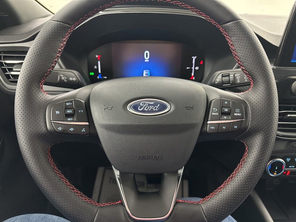 New 2026 Ford Escape ST-Line w/ Cold Weather Package AWD/4WD image 31
