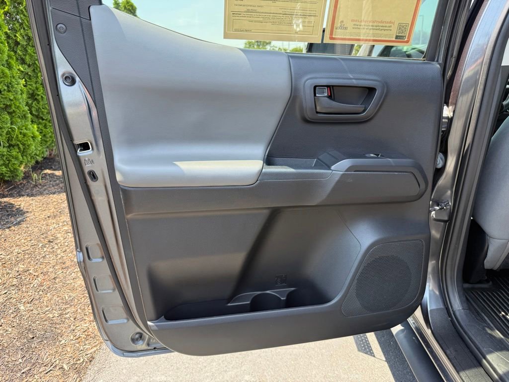 Certified 2021 Toyota Tacoma SR AWD/4WD image 28