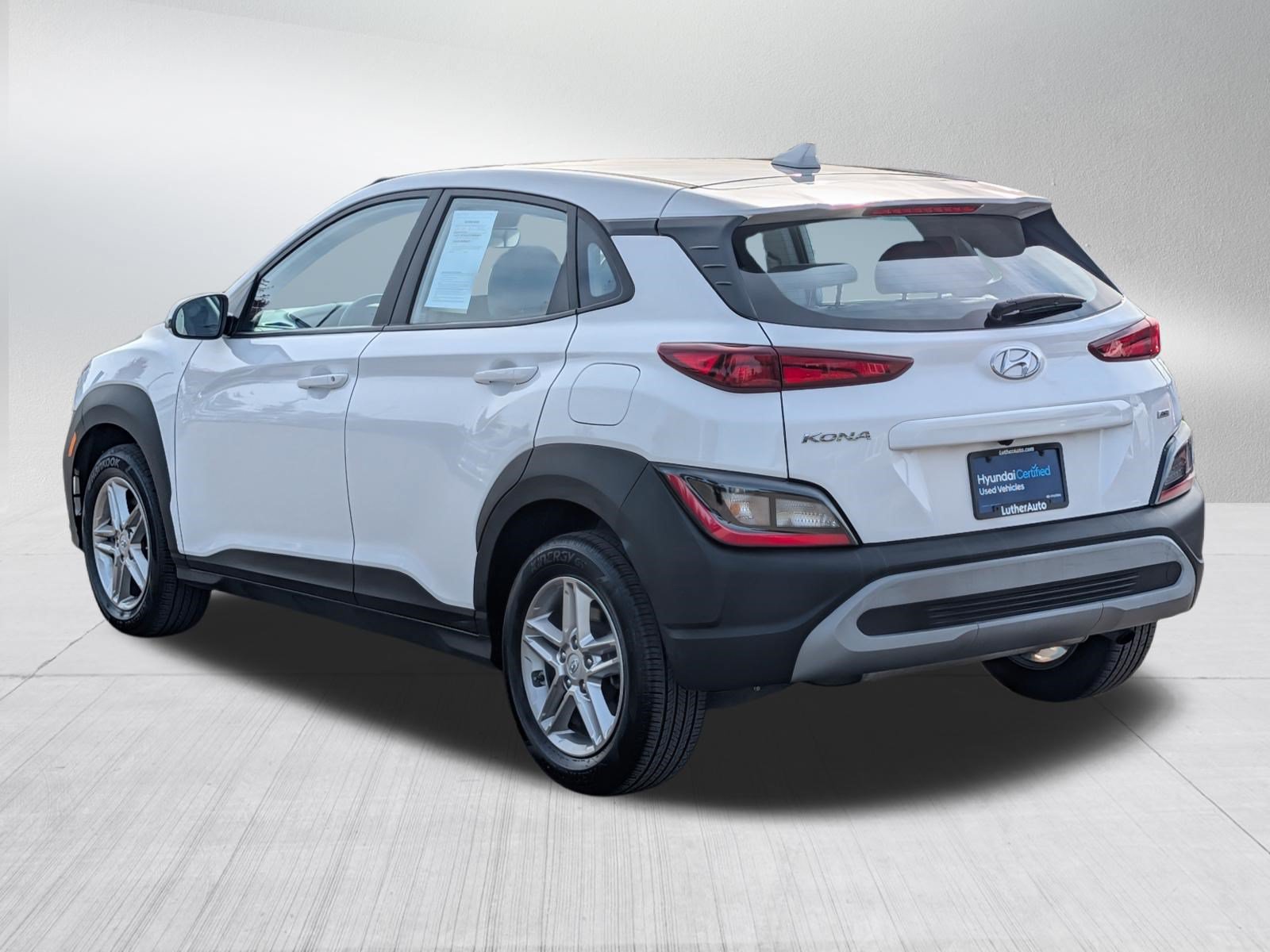 Certified 2023 Hyundai Kona SE AWD/4WD image 5