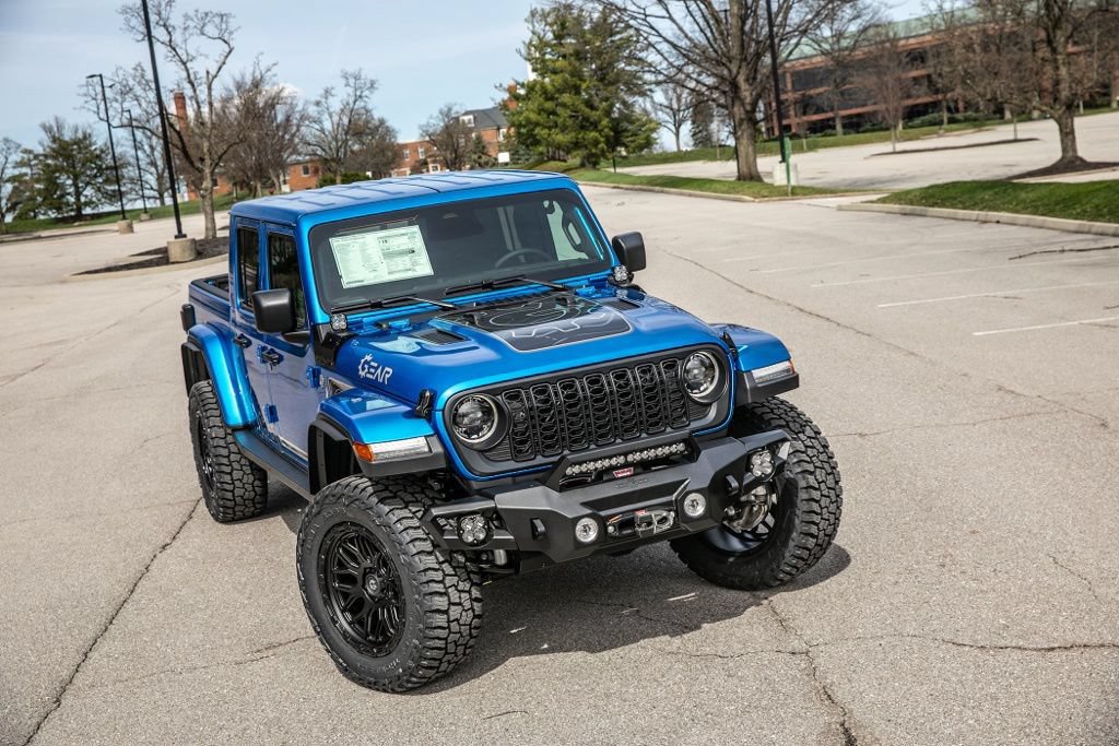 New 2026 Jeep Gladiator Rubicon w/ Safety Group AWD/4WD image 13
