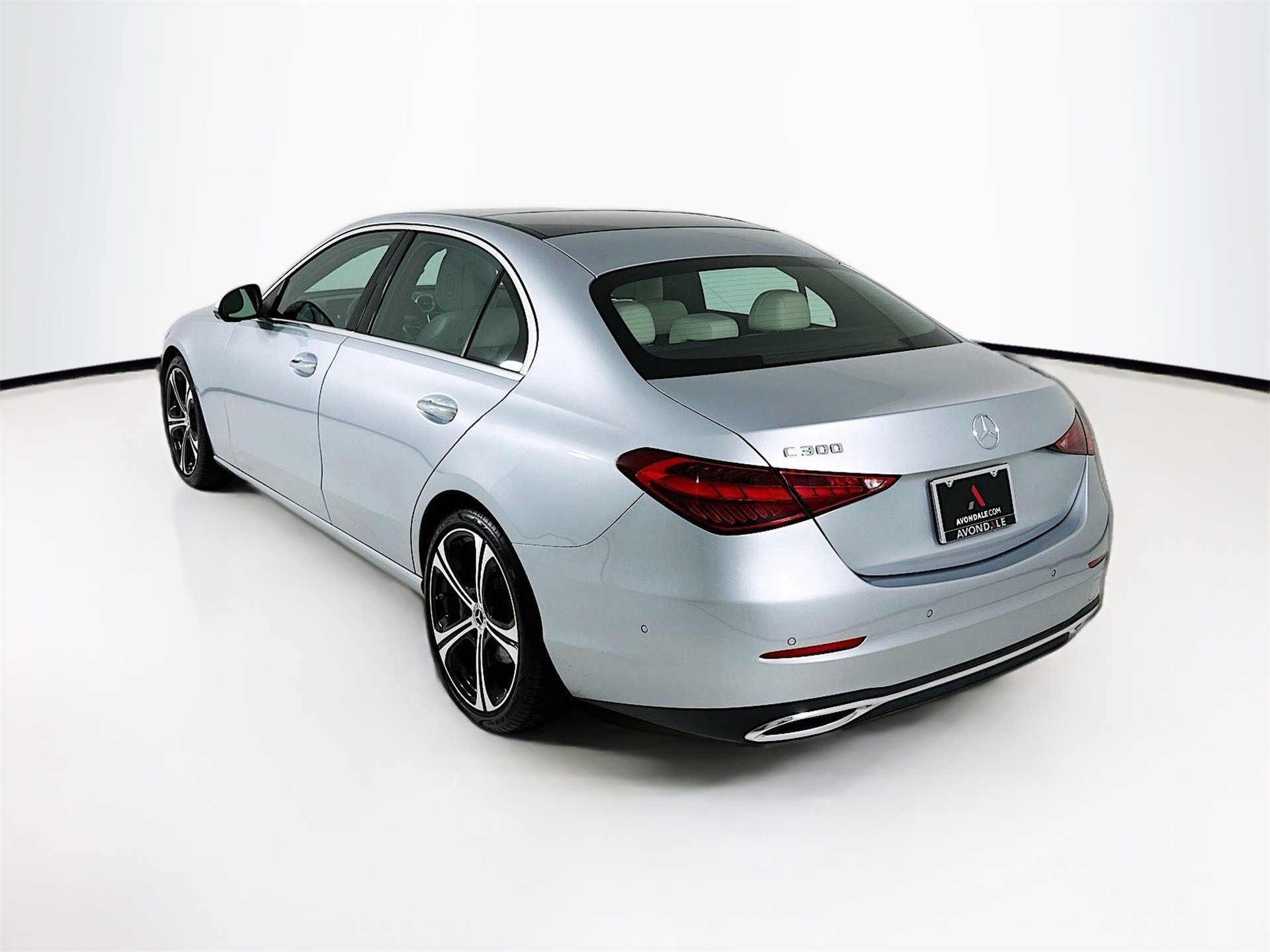 Used 2025 Mercedes-Benz C 300 Sedan image 6