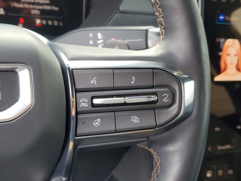 Used 2024 GMC Acadia AT4 image 22