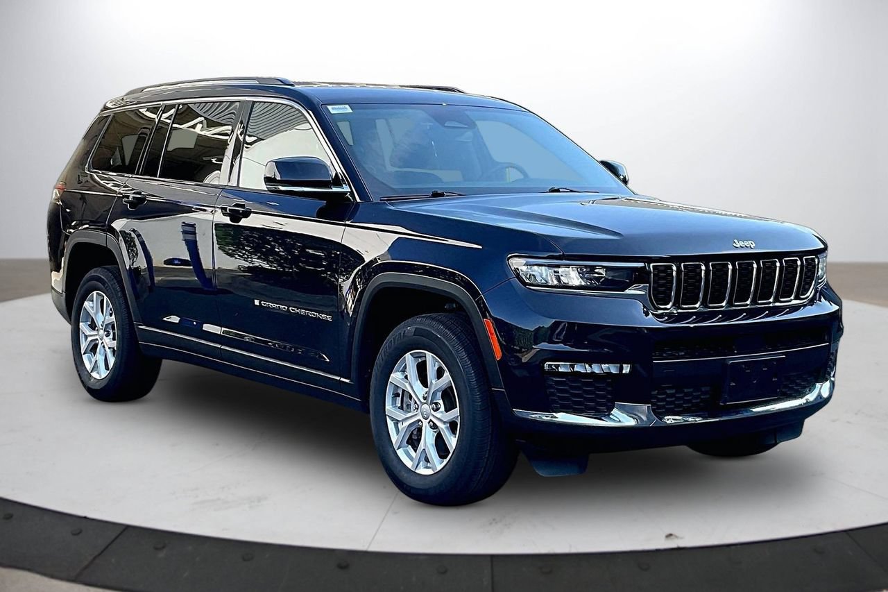 Certified 2023 Jeep Grand Cherokee L Limited AWD/4WD image 2