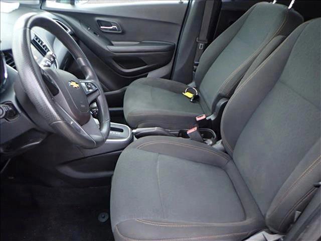 Used 2021 Chevrolet Trax LS w/ Tint and Cruise Package image 11