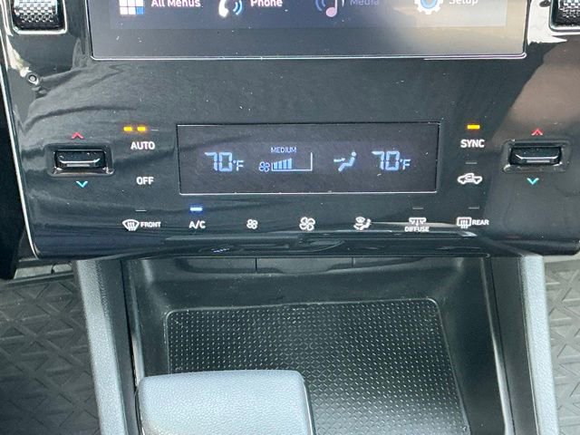 Used 2024 Hyundai Santa Cruz SEL image 11