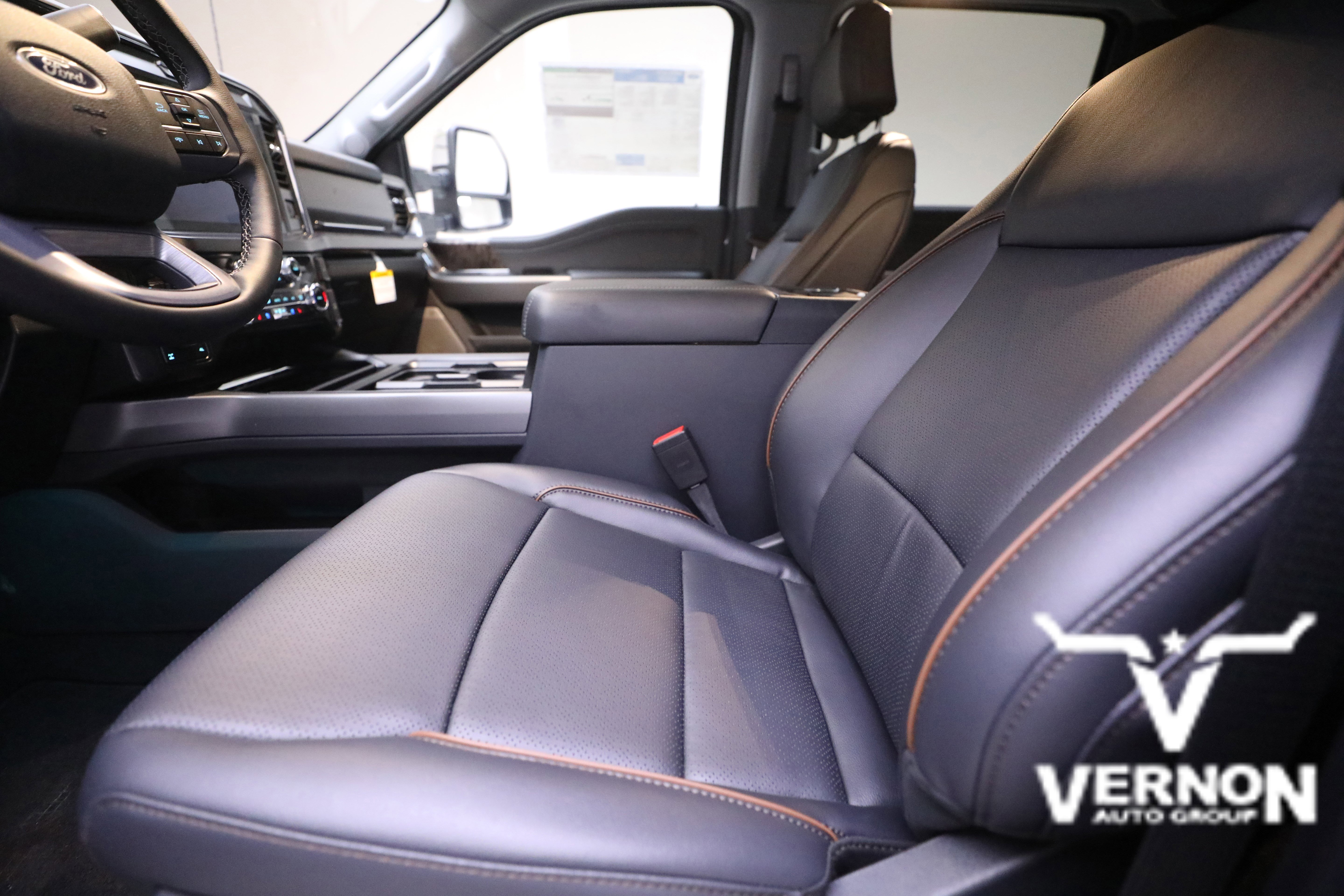 New 2026 Ford F250 Lariat w/ Chrome Package image 10